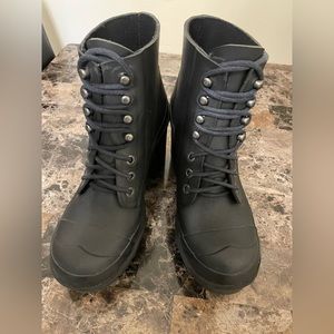 Black Hunter Boots
